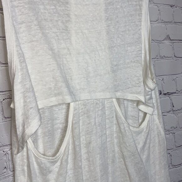 BLANKNYC Sleeveless Linen Cut Out Tank White Large - Picture 7 of 9